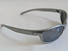 NWT True Vintage Sports Wrap around 8 base Silver frame Smoke Mirrored lens Sunglasses