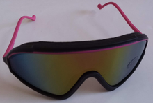 Vintage Blade frame ski sunglasses w/iridium lens tint & foam on upper frame