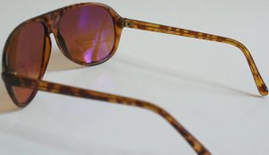 Vintage Sports Aviator w/ Goldenmax lens technology Sunglasses